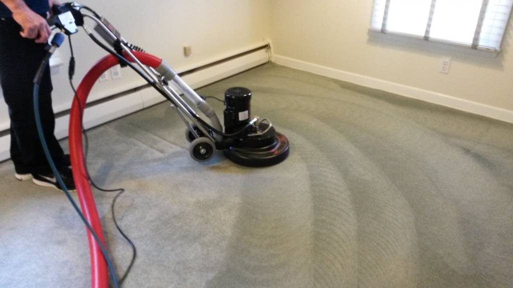 Deep carpet cleaning services in Ajman