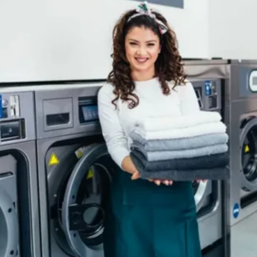 The Benefits of Using a Wash and Fold Laundry Service for Your Home