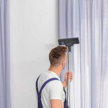 Top 5 Reasons to Hire a Professional Curtain Cleaning Service