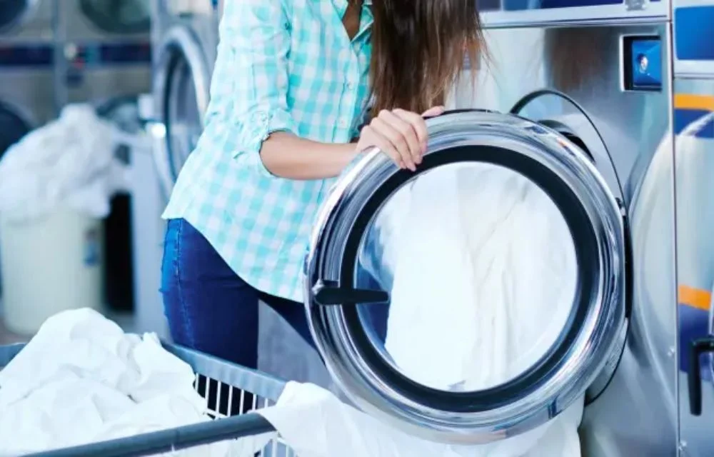Why Hotels and Restaurants Rely on Express Laundry Services